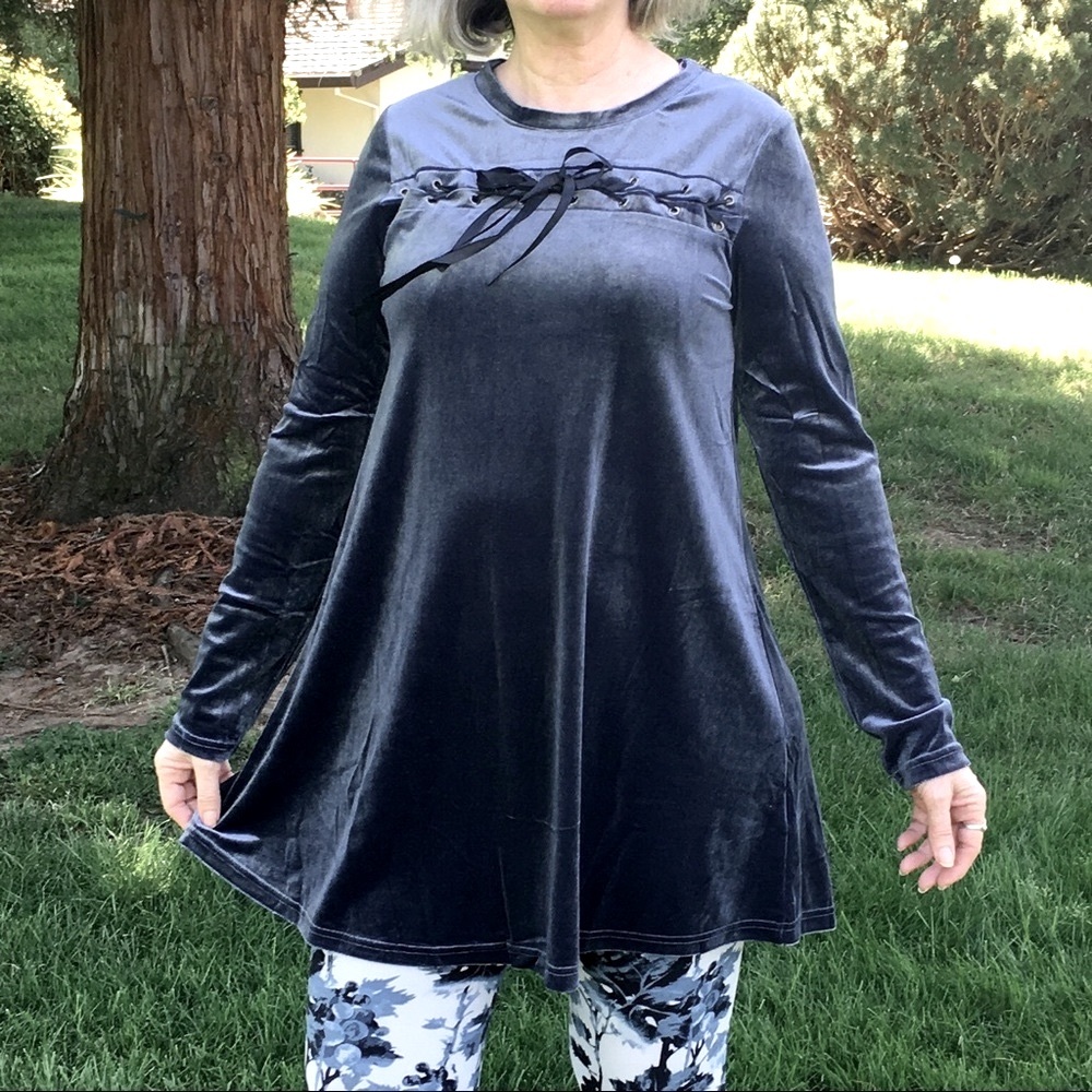 Blue stretch velvet tunic NWT size S